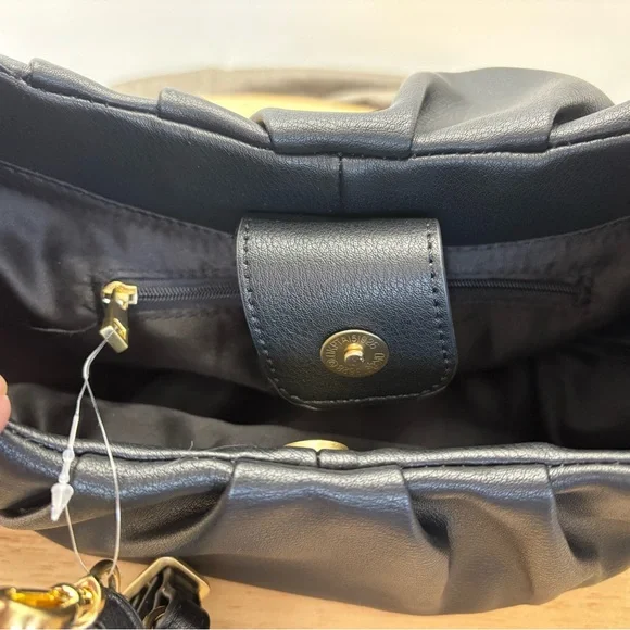 Scoop Black Crescent Hobo/Crossbody Bag, NWT - Picture 4 of 8